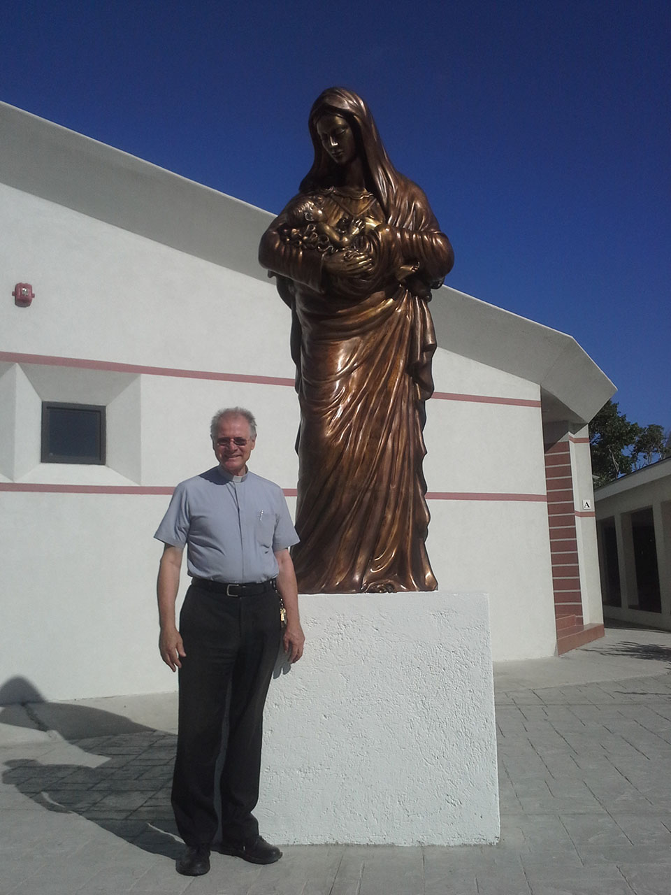 Madonna in bronzo nelle isole Turks e Caicos - Fonderia Marinelli