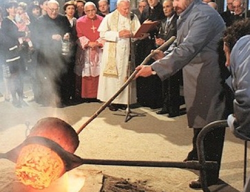 Il Papa Santo – Giovanni Paolo II – Visita la Fonderia Marinelli